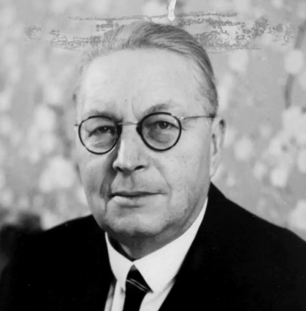 Louis Terracher, Doctor of Letters, Director of Secondary Education and then General Secretary for Public Education. On 2 January 1944, under pressure from the occupying forces, the Vichy government relieved him of all his duties (Public domain).