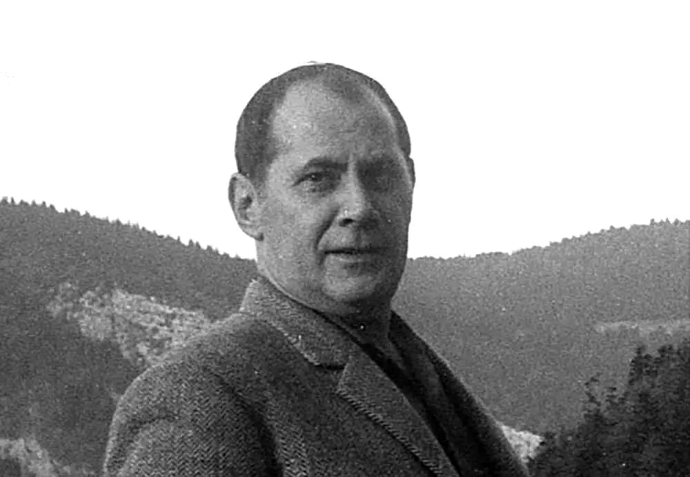 Jerzy Lisowski, eminent translator and literary critic, visits Villard-de-Lans (Association Mémoire du lycée polonais - Polish High School Memorial Association).