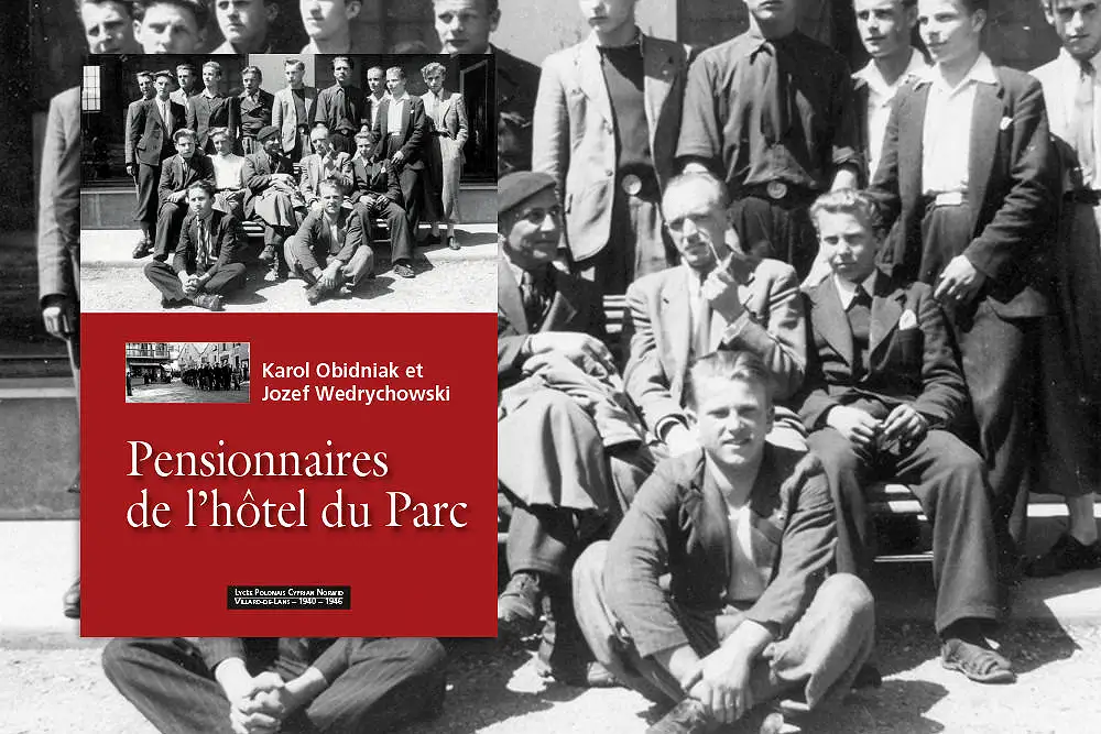 Two pupils and a teacher from this class photographed in May 1944 lost their lives in the fighting in the Vercors region in July and August.